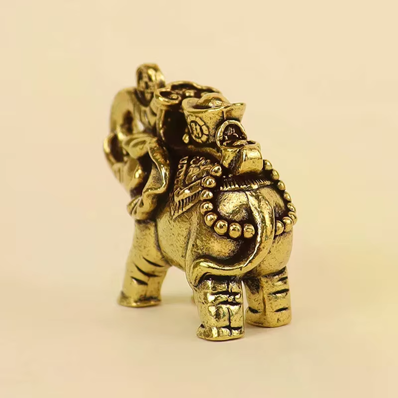 Figurines d'éléphant en laiton, figurines d'éléphant porte-bonheur, décoration de salon, figurines d'éléphant miniatures, accessoires miniatures