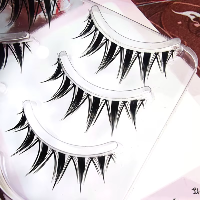 Faux cils naturels et transparents avec bande fine