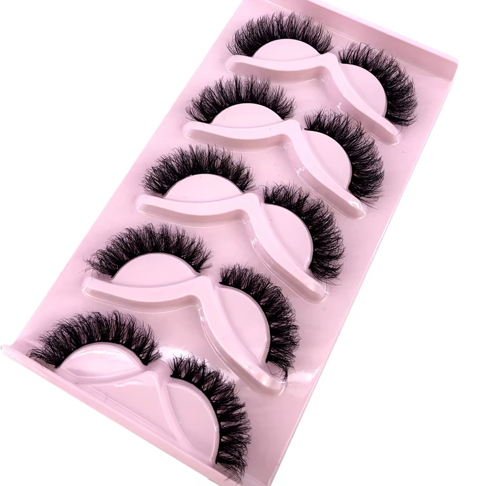 Faux cils œil de chat, extrémité vaporeuse