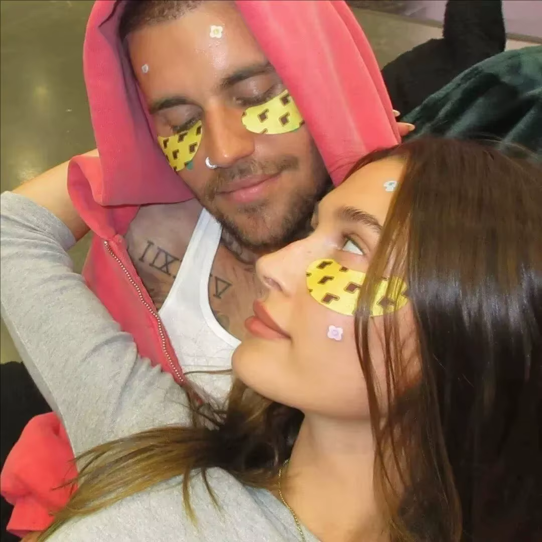 Rhodeskin Peptide Banana Eye Prep Décongestionnant Patchs Contour des Yeux Soin Gloss à Lèvres Fard à Joues Hailey Bieber Maquillage Hydratant Blush Girl