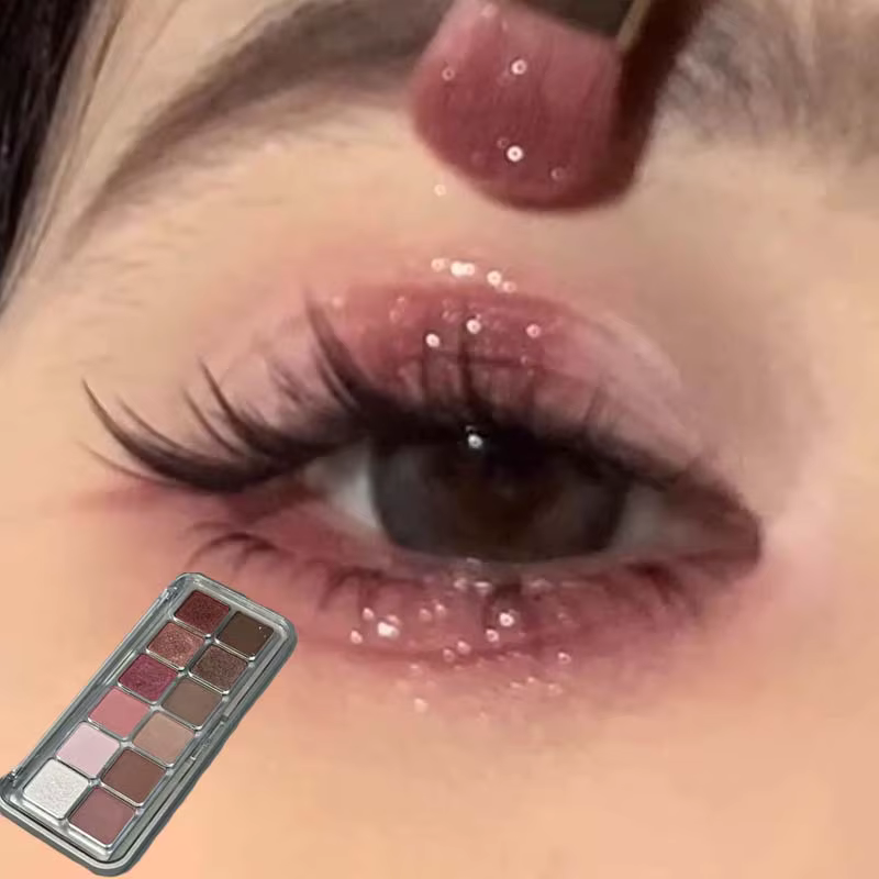 Sexy Rose vin rouge marron paillettes fard à paupières saturation doux mat gris