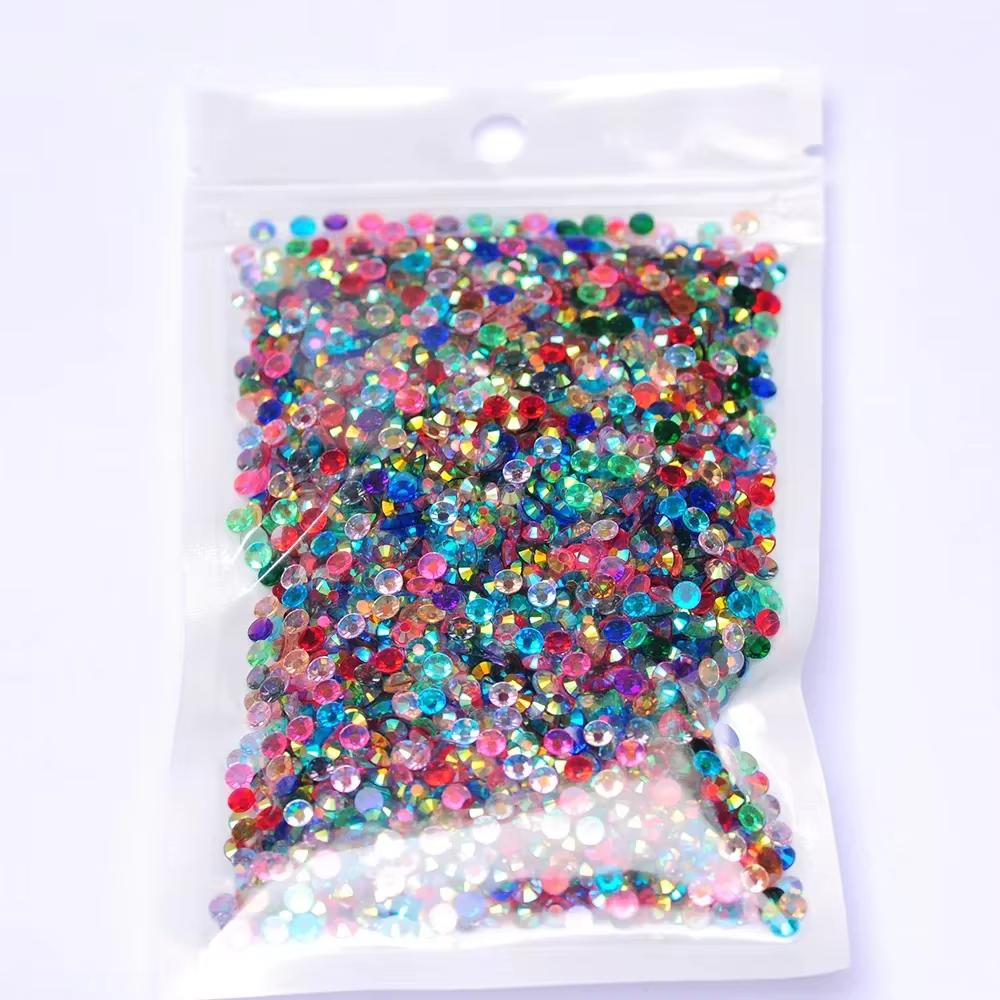 Strass non correcteurs en résine à fond argenté à dos plat, vente en gros, cristaux scintillants et Strass pour Gatment, vente en gros