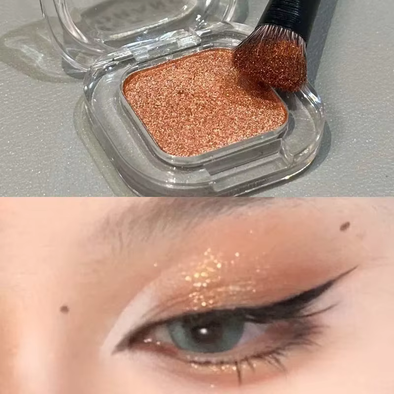 Palette de fards à paupières rouge marron