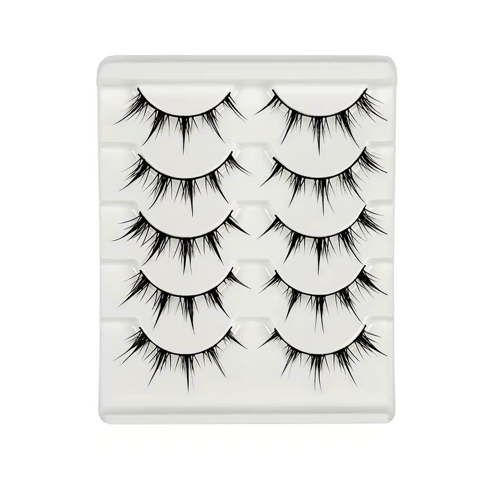 Faux cils d'inspiration d'anime
