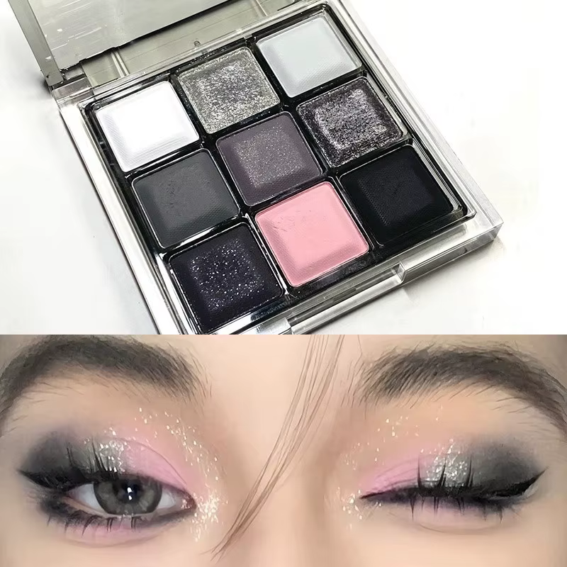 Palette de fards à paupières fumés