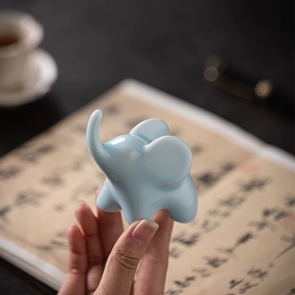 Modèle artisanal en céramique d'éléphant de Style de luxe, ornements d'art moderne, Figurines d'éléphant simulées, à collectionner, faites à la main