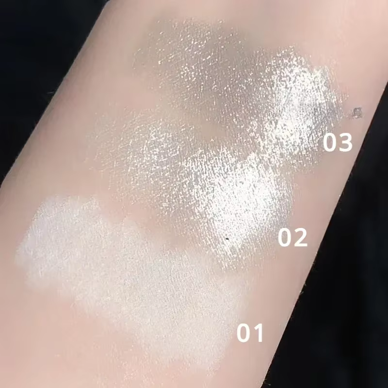 Stylo surligneur ver à soie blanc