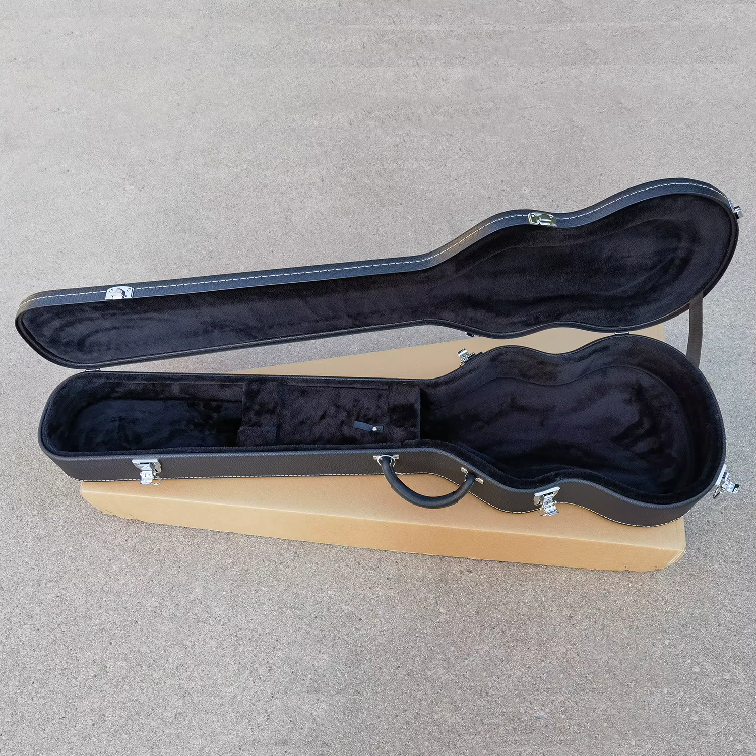 Étui de basse Hofner bb2 de haute qualité, un étui rigide spécial pour basse bb2.