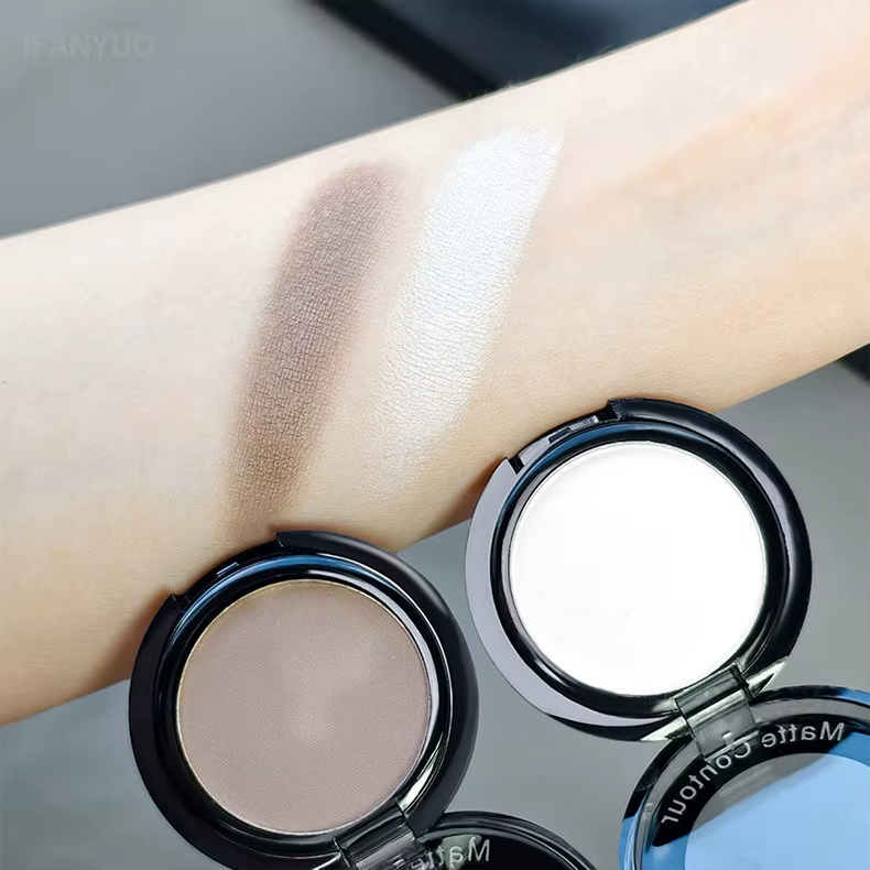 Palette de fards à paupières de couleur blanc pur
