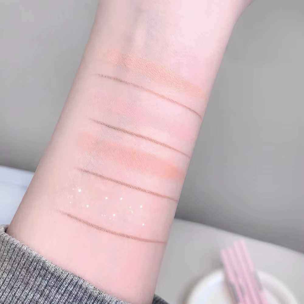 Crayon Eyeliner Double extrémité couché