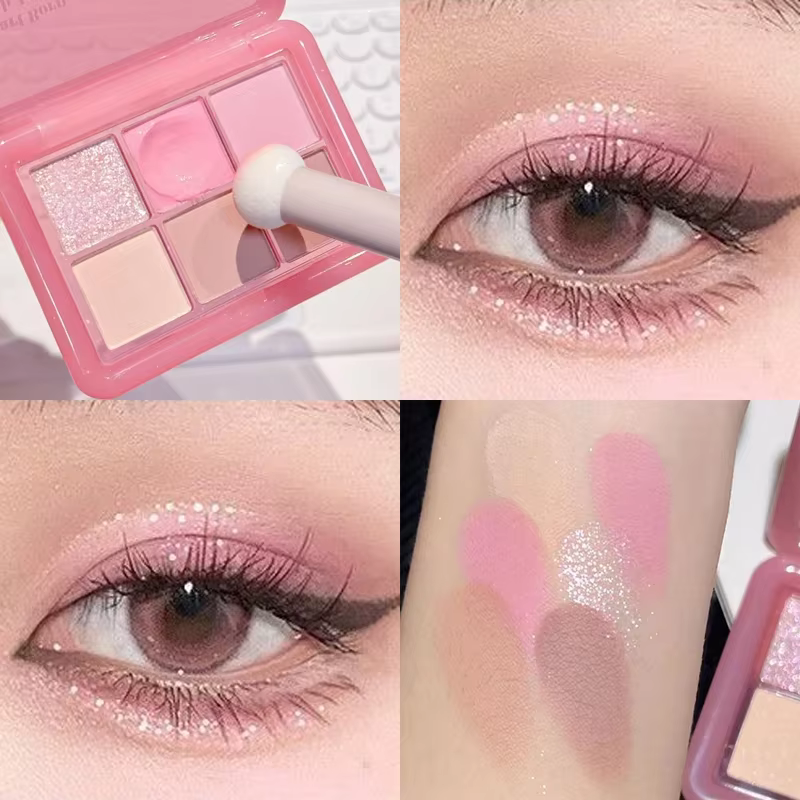Palette de fards à paupières rose clair à paillettes