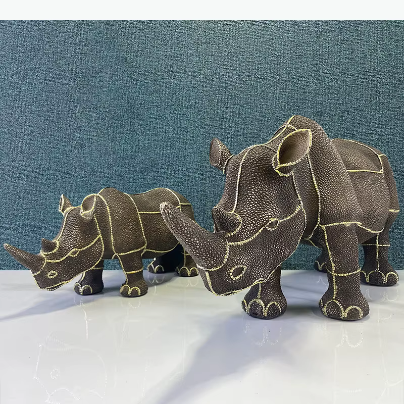 Ornement en résine en forme de rhinocéros, sculpture animale, artisanat, décoration de la maison, statue de présentation sur le bureau, figurines, décoration, artisanat, cadeaux