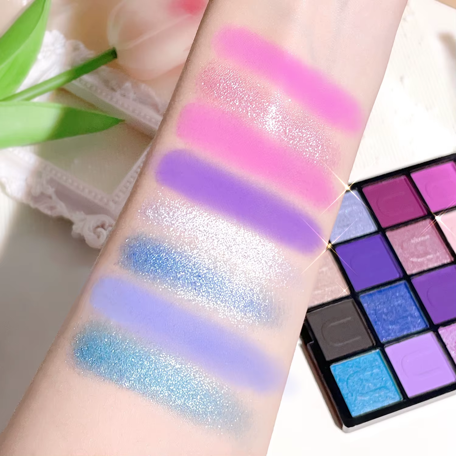 Palette de fards à paupières violets de 16 couleurs