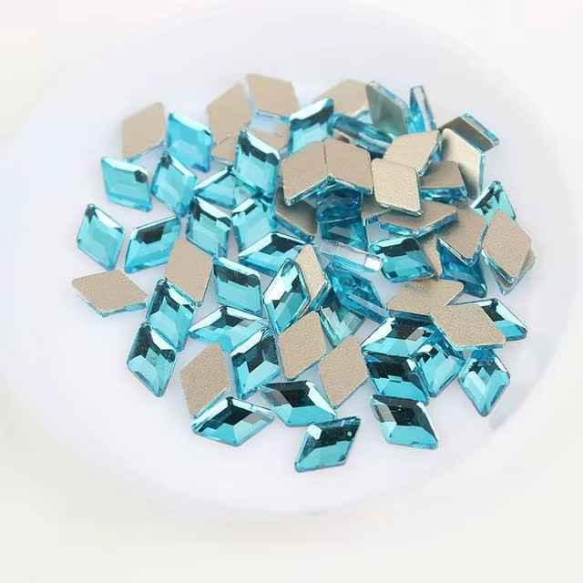 3*5/4*6/5*8mm Boutique losange fond plat nail art strass verre cristal 3D décoration d'ongle formes multiples en gros