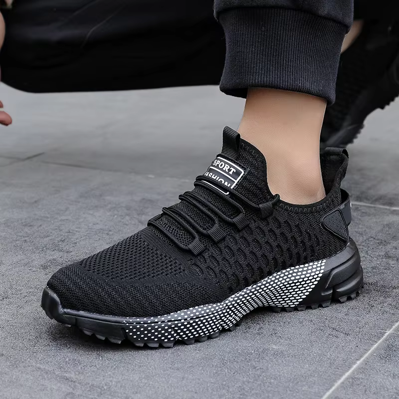 Chaussures en maille pour hommes, Design tendance à grille Unique, chaussures de course respirantes et confortables, nouvelles chaussures de sport d'été pour basket-ball sur piste
