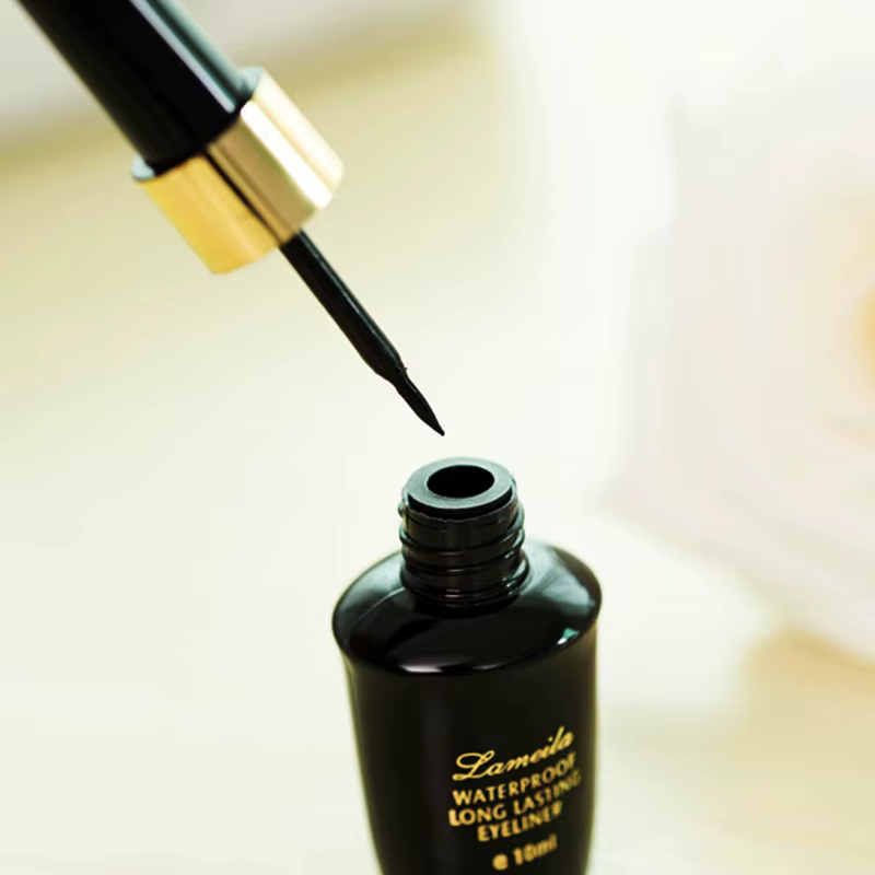 Stylo eye-liner liquide noir imperméable ultra-fin pour les yeux en gel à pointe dure longue durée