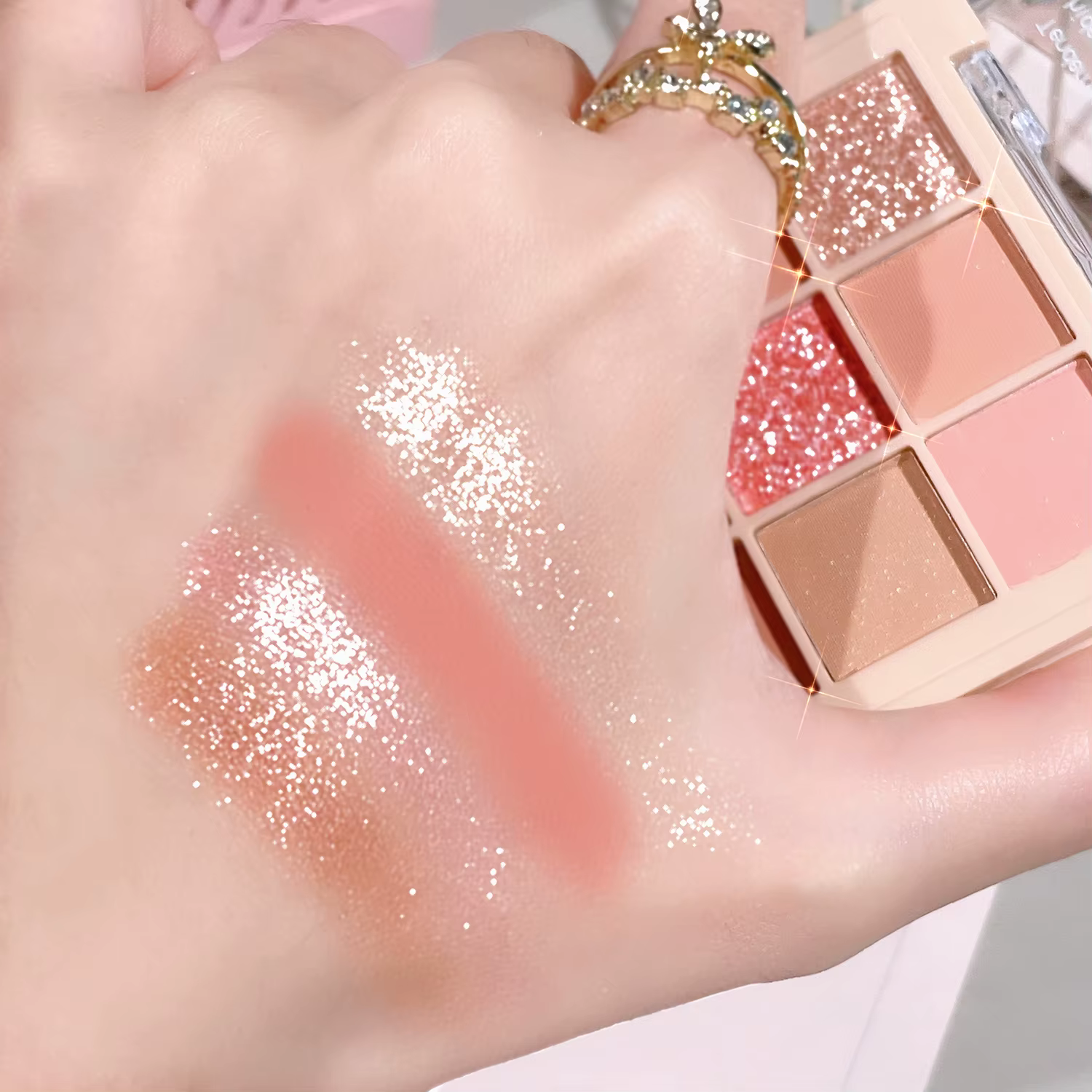 Palette de fards à paupières brillants de 9 couleurs