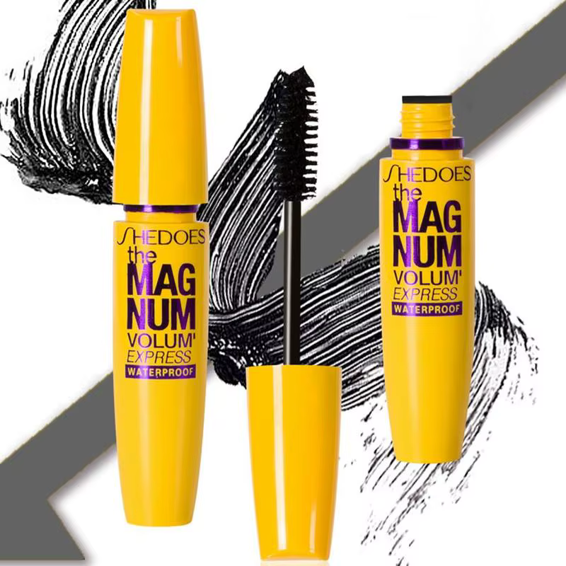 Mascara noir 4D épaississant