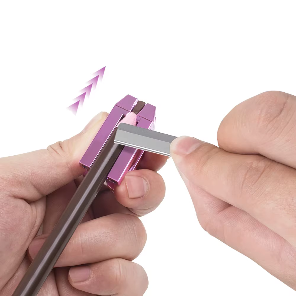 Crayon à sourcils professionnel