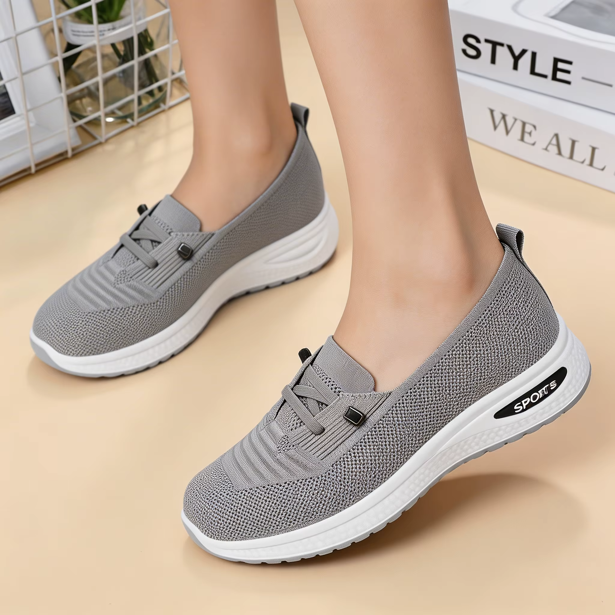 Chaussures basses décontractées en maille respirante pour femmes, légères et antidérapantes, confortables pour la marche, le travail et le quotidien, multicolores