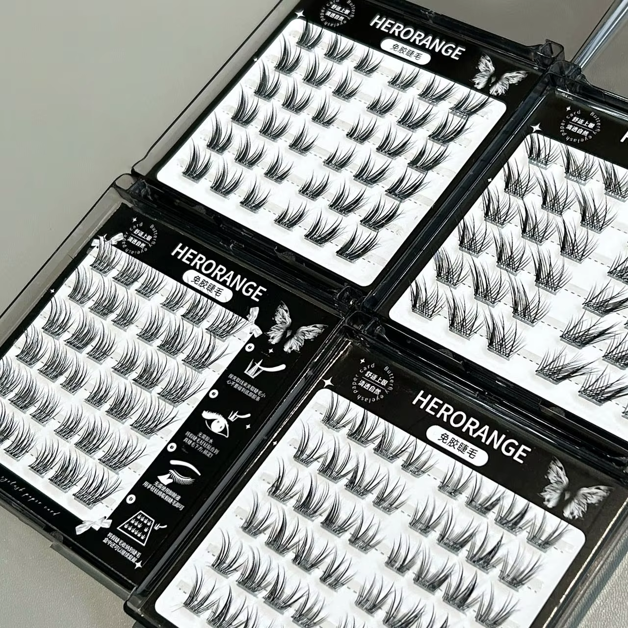 Faux cils et cils inférieurs sans colle