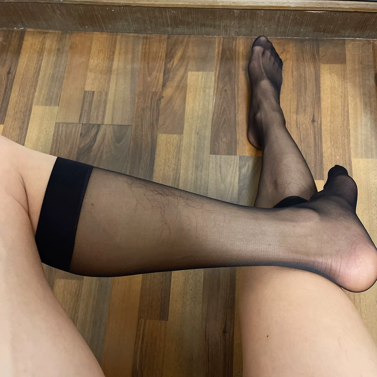 Bas transparents pour hommes, chaussettes longues transparentes et Sexy, Ultra-fines, élastiques, pour robe d'affaires, bas transparents