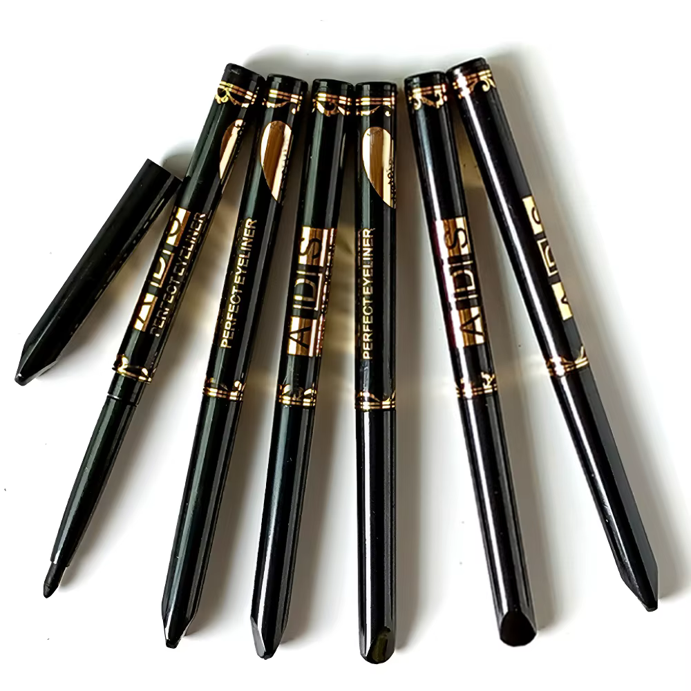 Crayons Eyeliner imperméables noirs et bruns