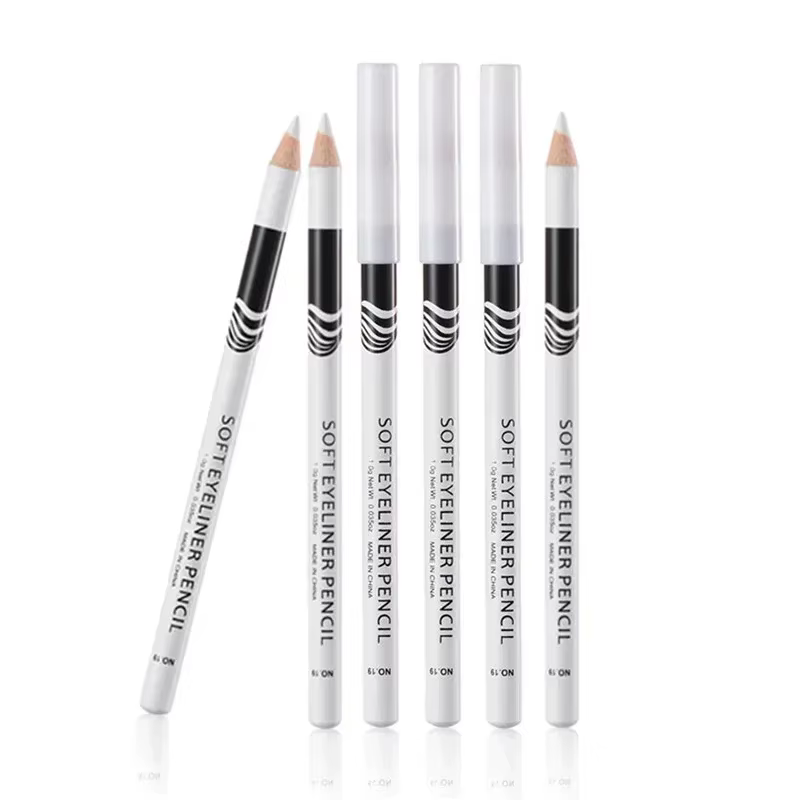 Eyeliner blanc, maquillage durable