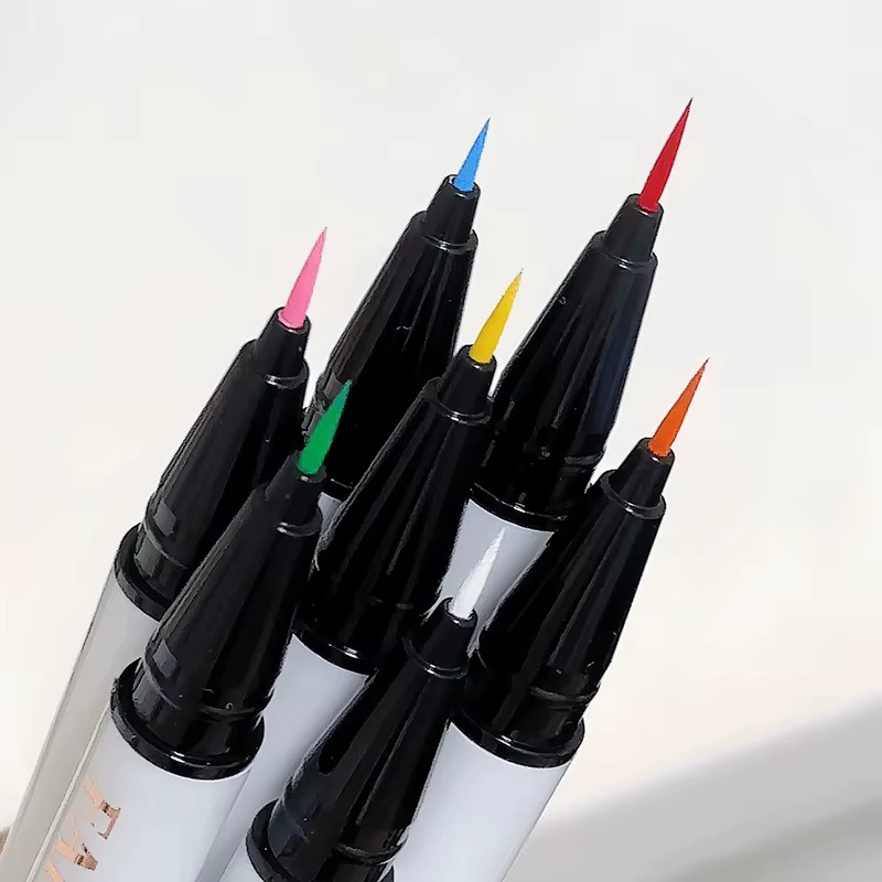 Eyeliner liquide Turquoise mat Ultra fin noir blanc
