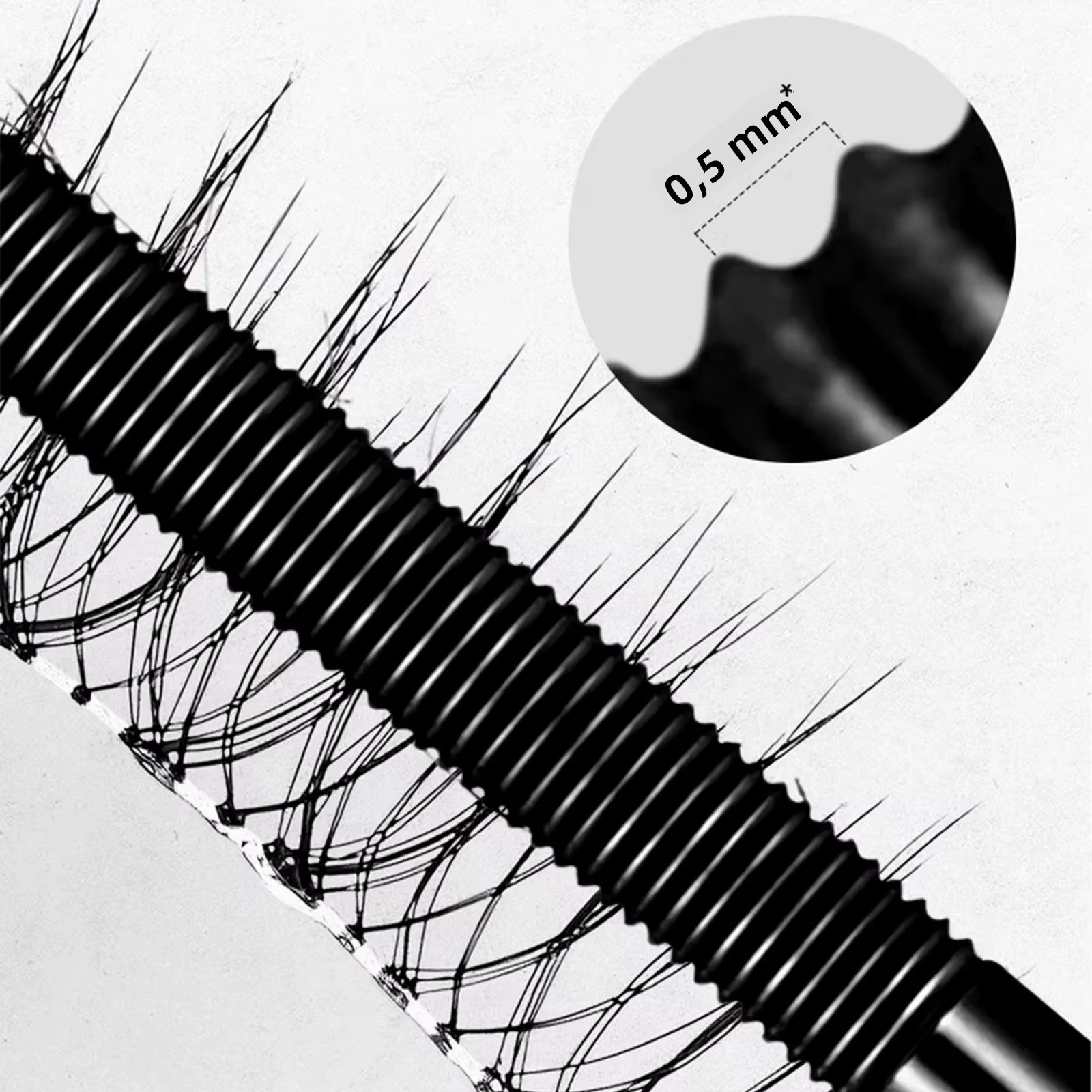 Mascara Tube métallique imperméable en Fiber de soie noire