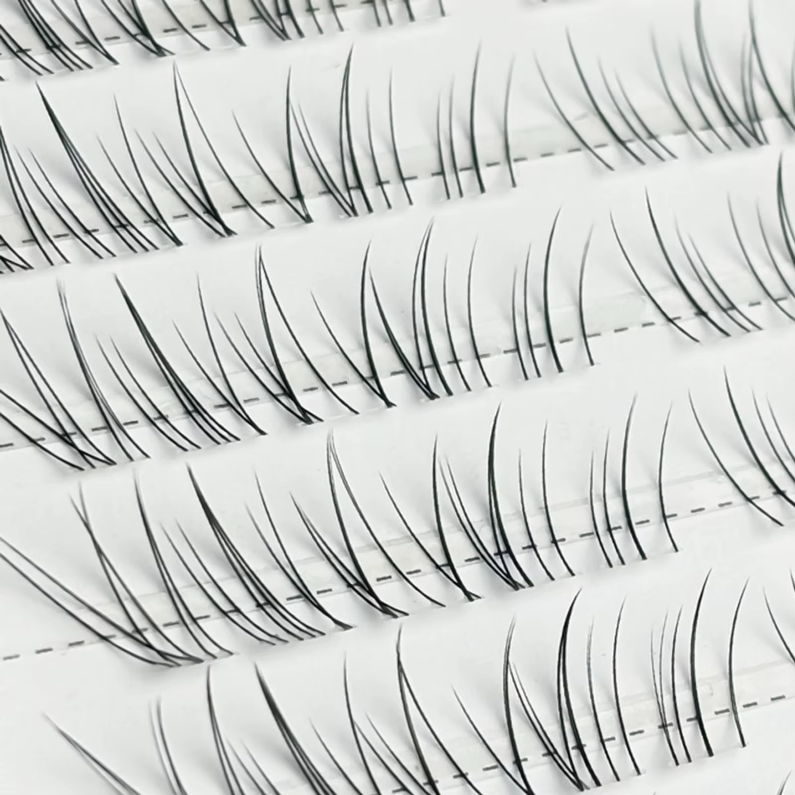 Faux cils naturels sans colle