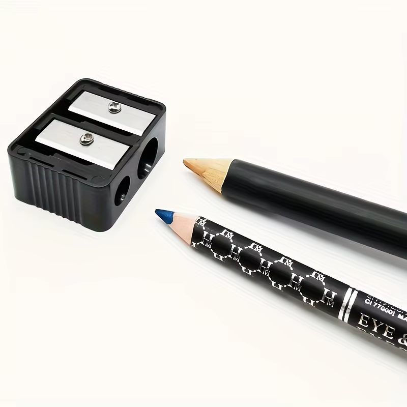 Taille-crayon cosmétique ventilé à double trou. L'utilisation manuelle est idéale pour les crayons et les crayons à sourcils.