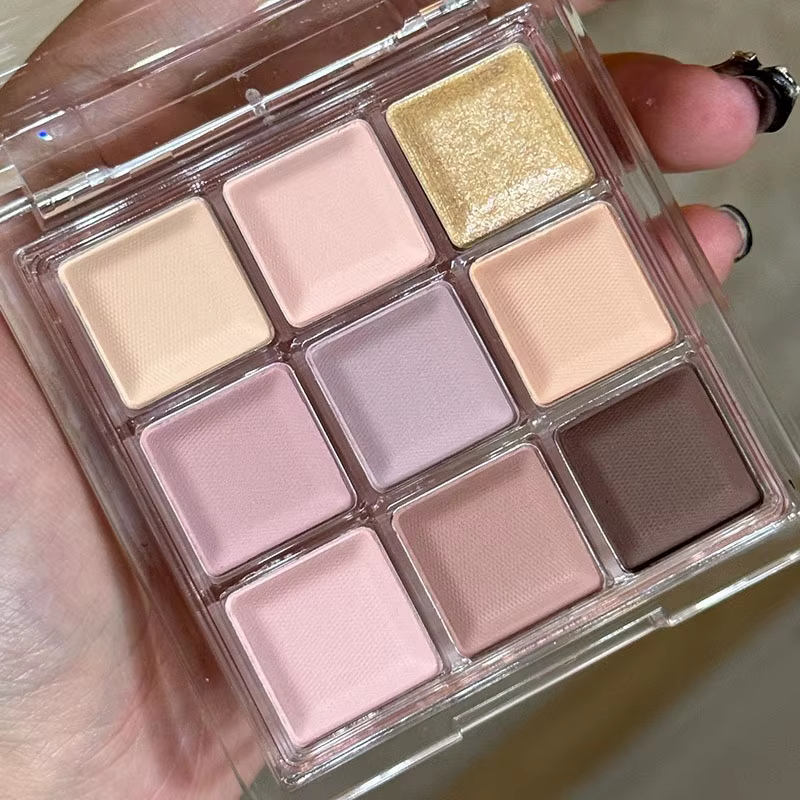 Palette de fards à paupières fumés
