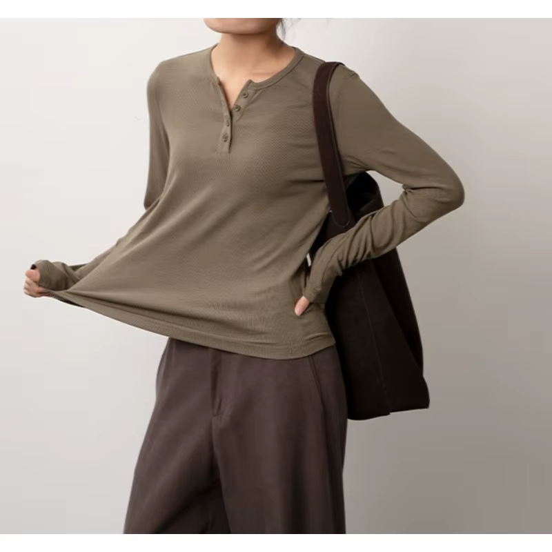 Chemise inférieure pour femme, manteau d'hiver, haut intérieur, automne et hiver, velours épais, manches longues, bas, pull tricoté