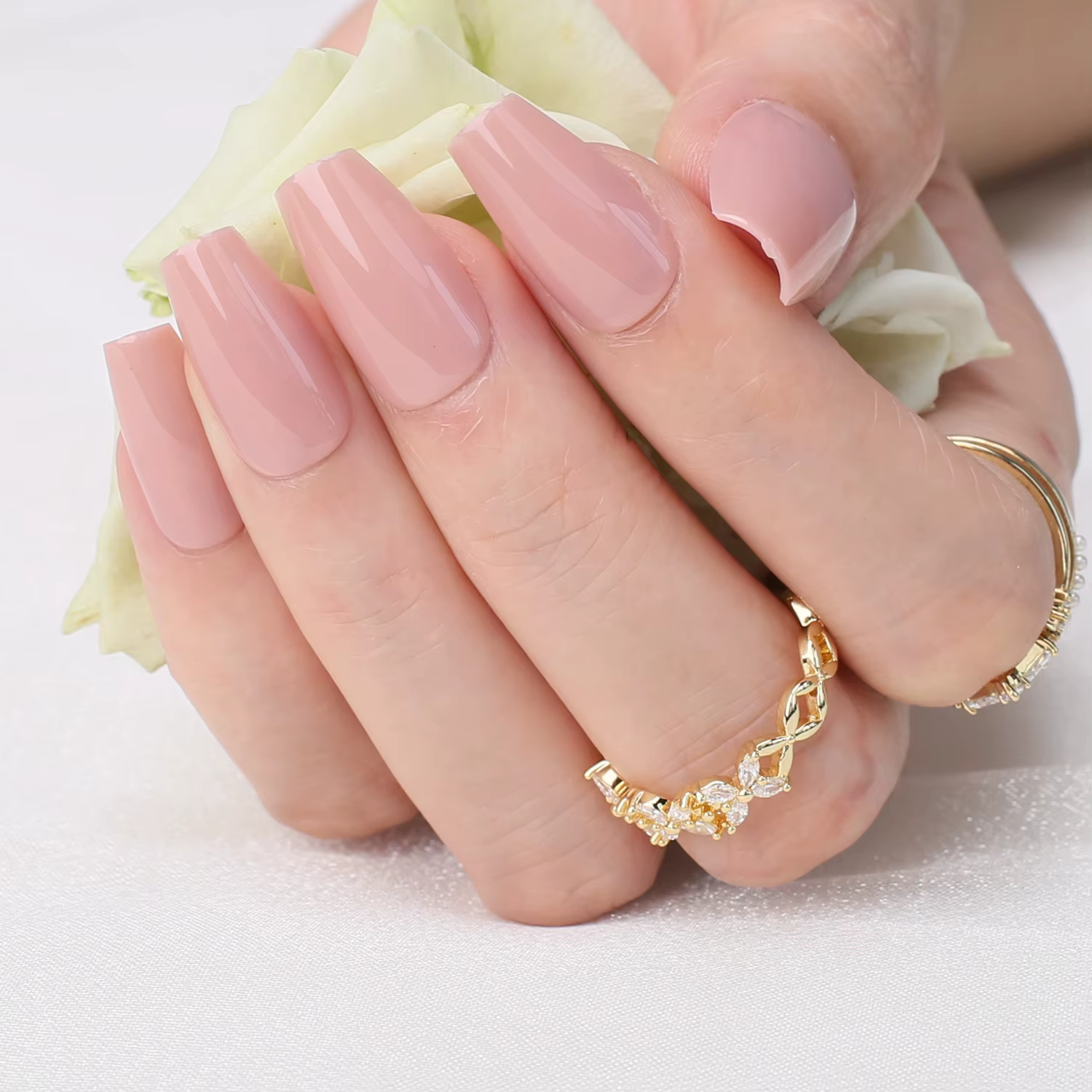 Faux ongles courts et brillants, couleur brique, cercueil, brillants, carrés, pour salon, art, Ballet, Nude, rose, pointes complètes au milieu