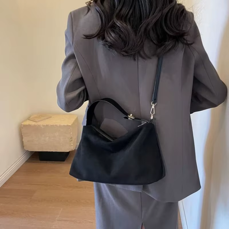 Sac à main en Faux daim pour femmes, sac à bandoulière de grande capacité, polyvalent et décontracté à double usage, nouvelle collection 2026