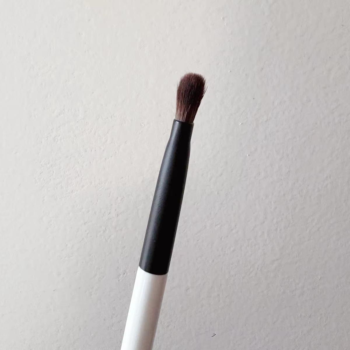 Pinceau à paupières E4 Eyeshadow Shader Brush Medium