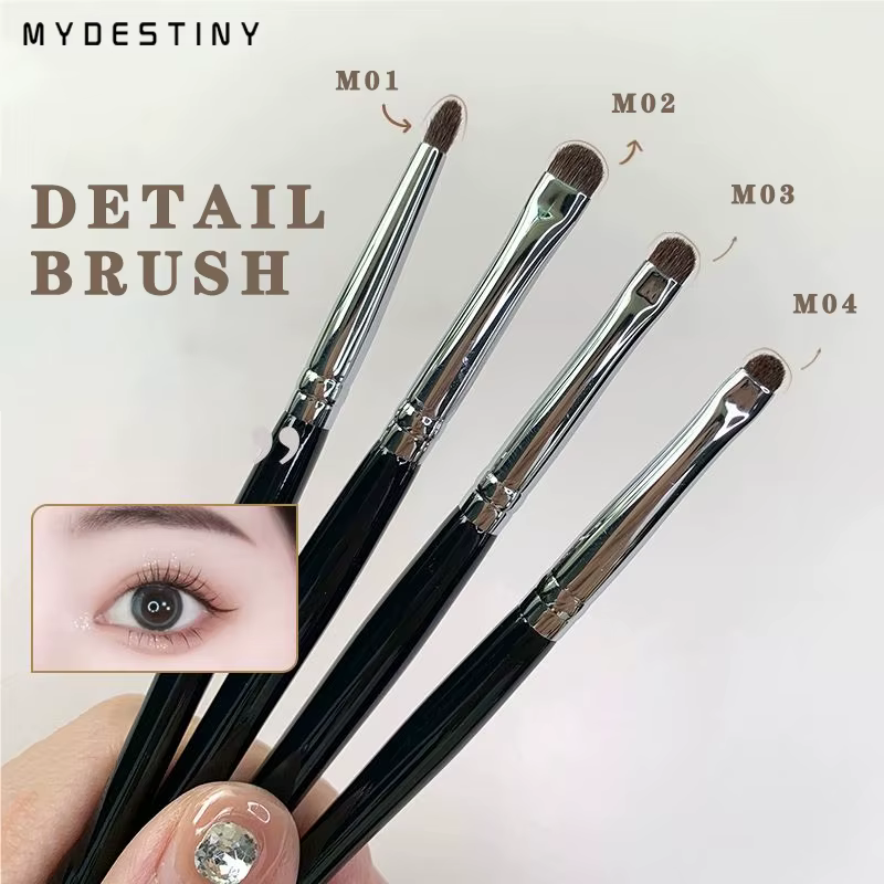 Pinceau de maquillage pour détails des yeux en crin de cheval