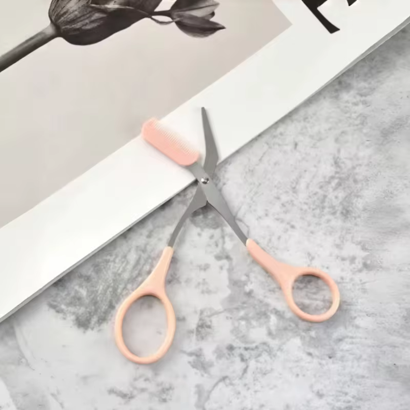 Ciseaux de coupe de sourcils