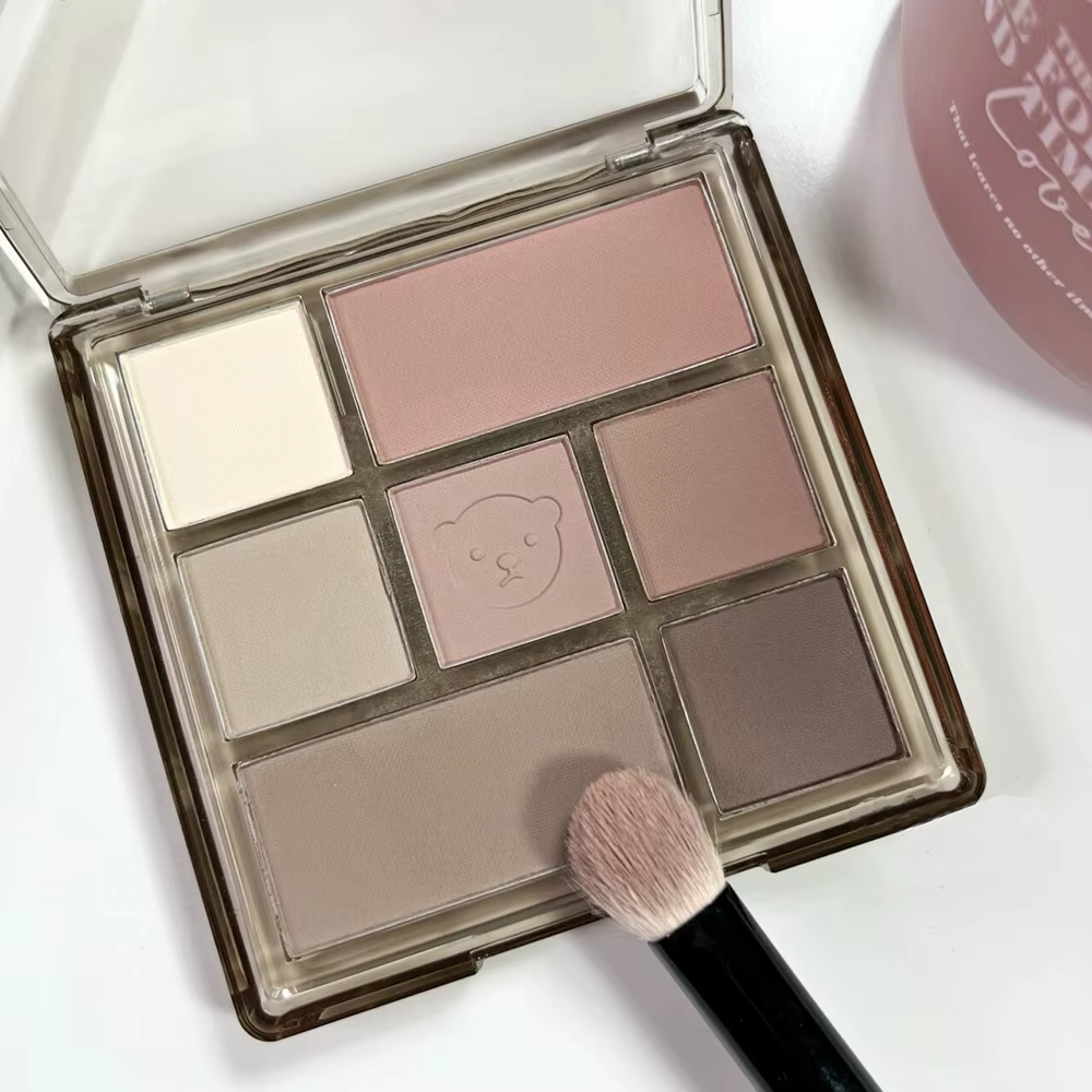 Nouveau plateau d'ombre à paupières 7 couleurs Palette de faible Saturation entièrement mat coréen maquillage des yeux