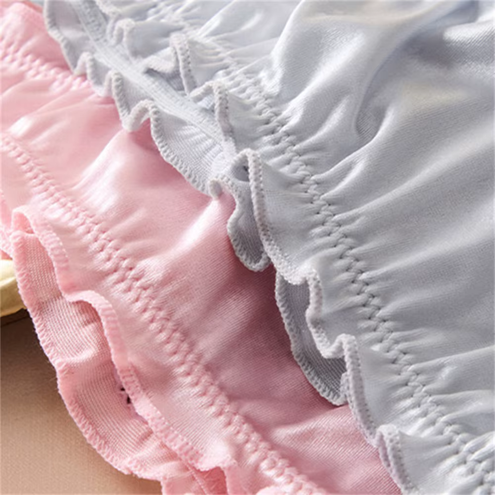 Sous-vêtements en Satin de soie brillant pour femmes, taille basse, confortables, à volants, slips en Satin, culottes féminines Sexy et sans couture