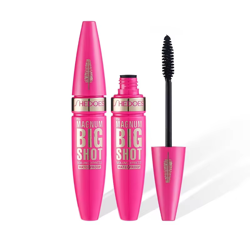 Mascara noir 4D – Longue durée