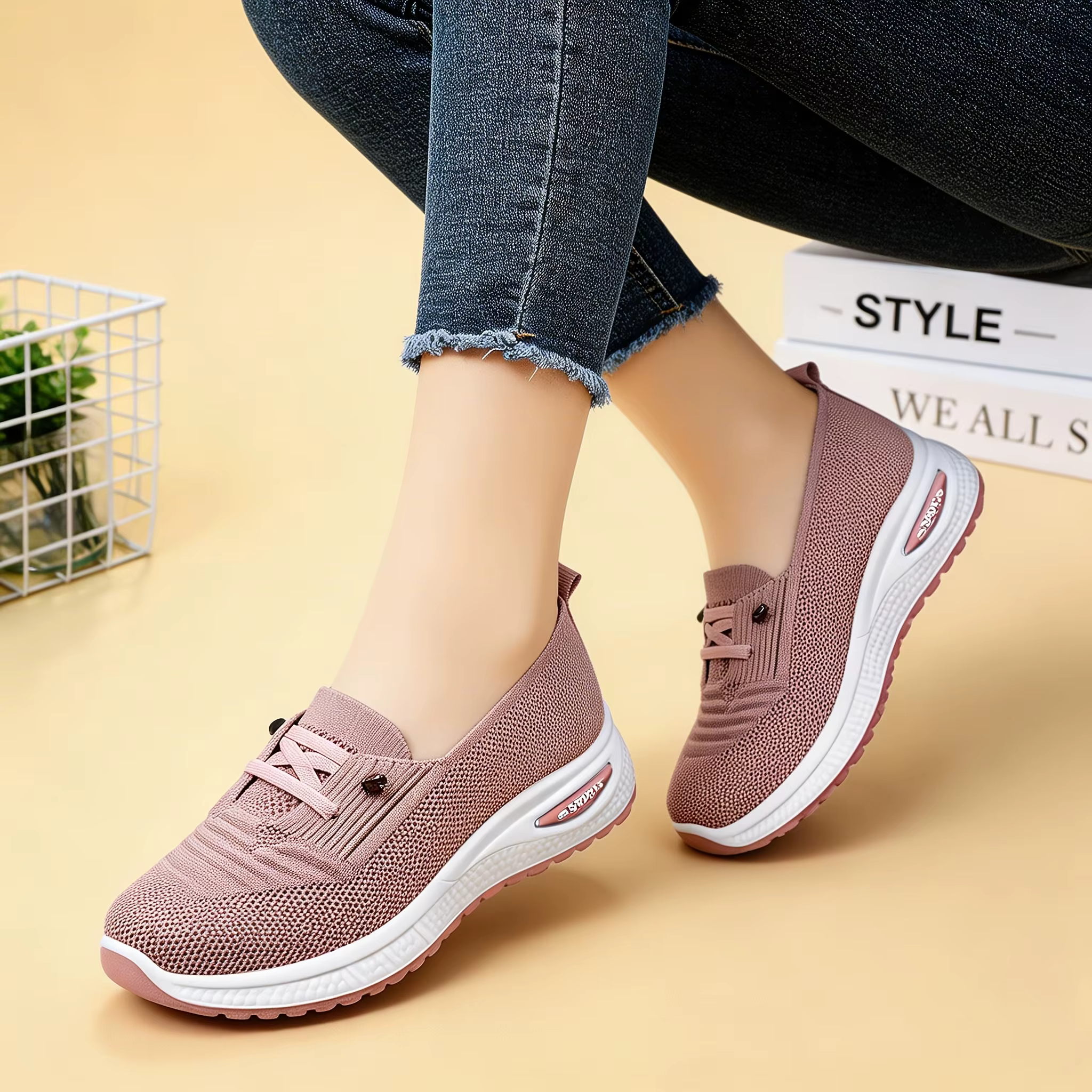 Chaussures basses décontractées en maille respirante pour femmes, légères et antidérapantes, confortables pour la marche, le travail et le quotidien, multicolores