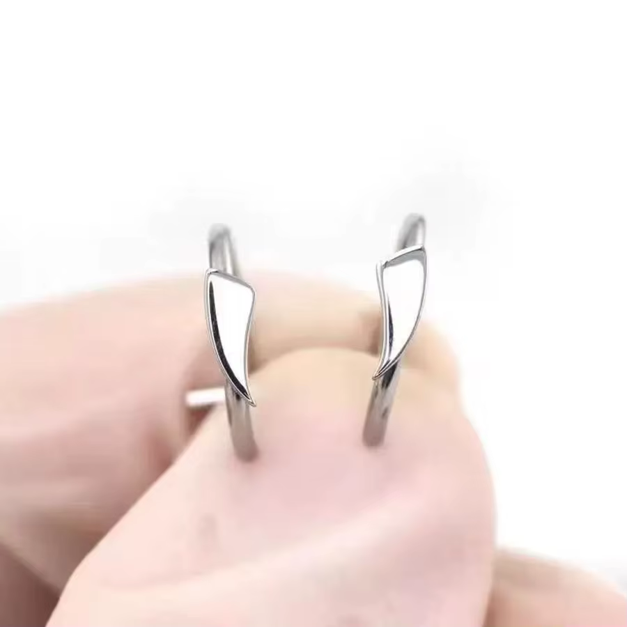 2 pièces à la mode 10mm en acier inoxydable Punk Clip sur faux Piercing nez enveloppement lèvres anneaux unisexe nez anneau femmes hommes Tusk corps bijoux