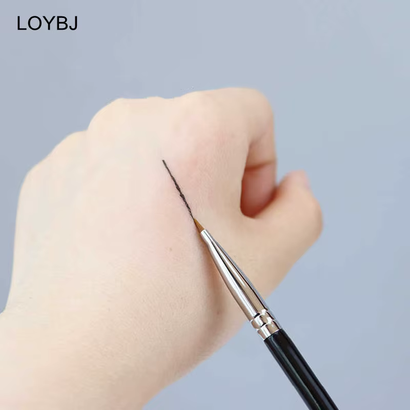 Pinceau à Eyeliner pour les yeux