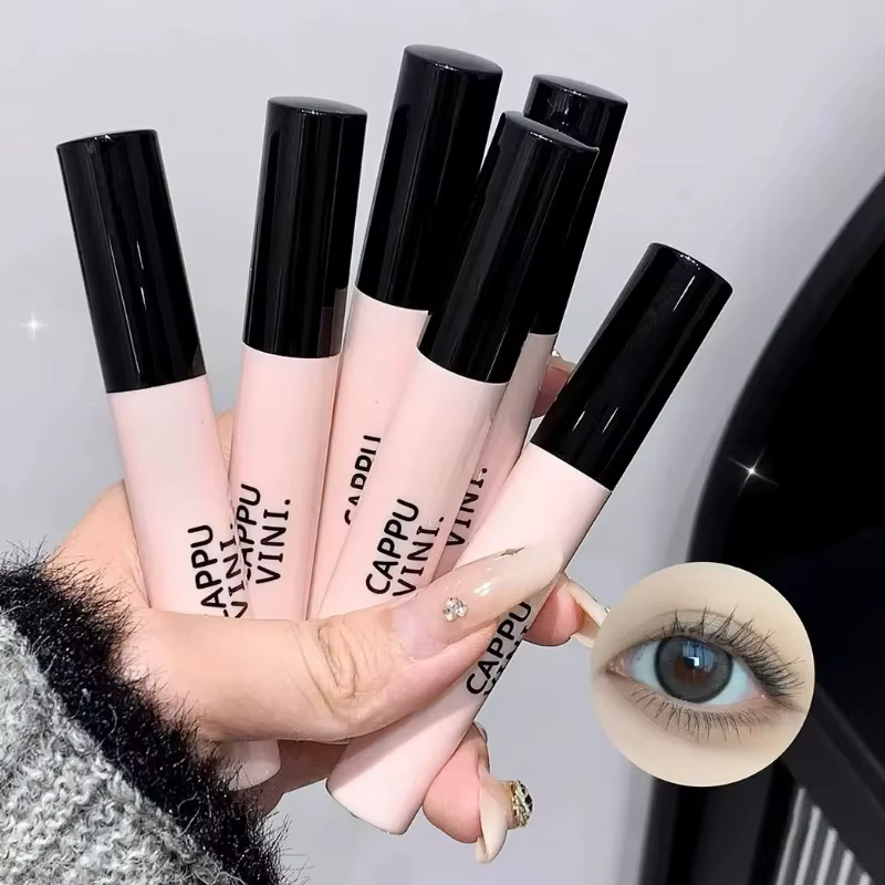Mascara noir brun pour recourber les cils