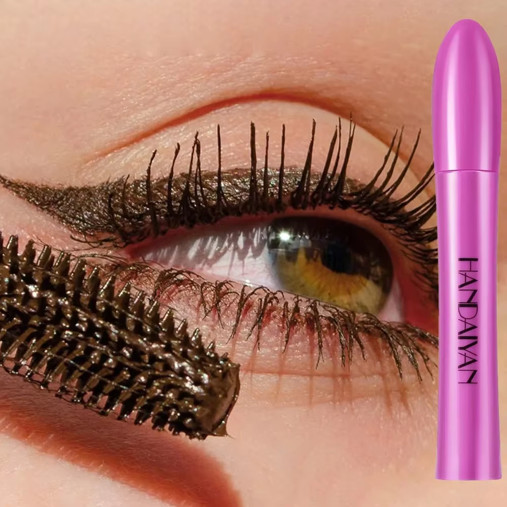 Mascara volumisant imperméable