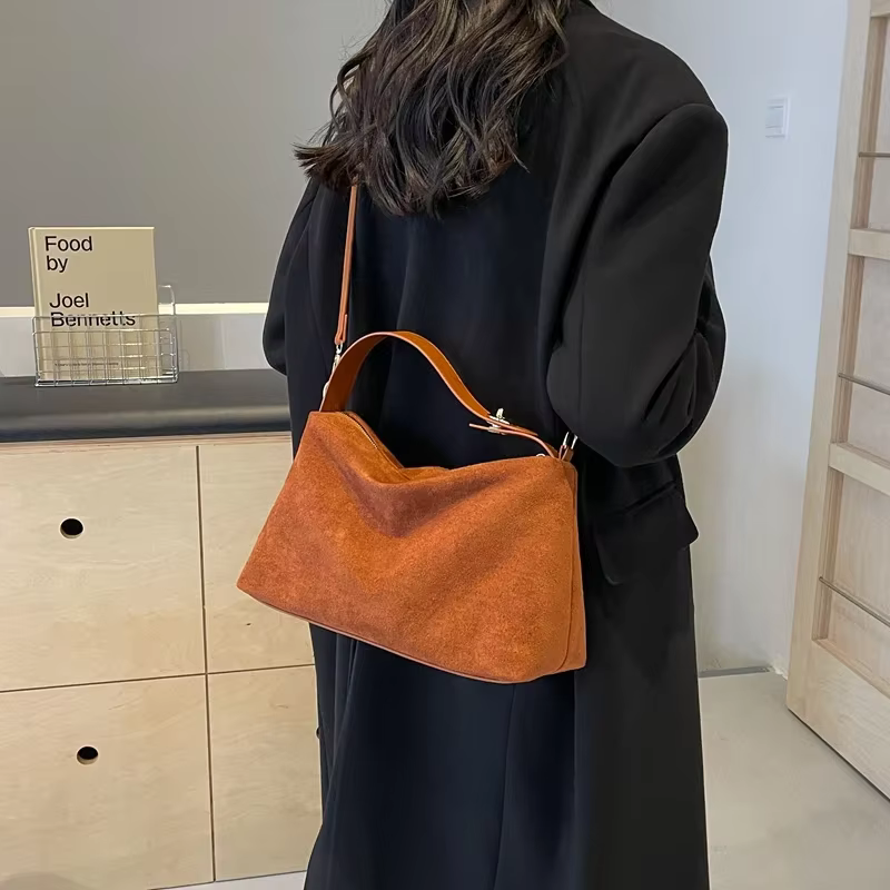 Sac à main en Faux daim pour femmes, sac à bandoulière de grande capacité, polyvalent et décontracté à double usage, nouvelle collection 2026
