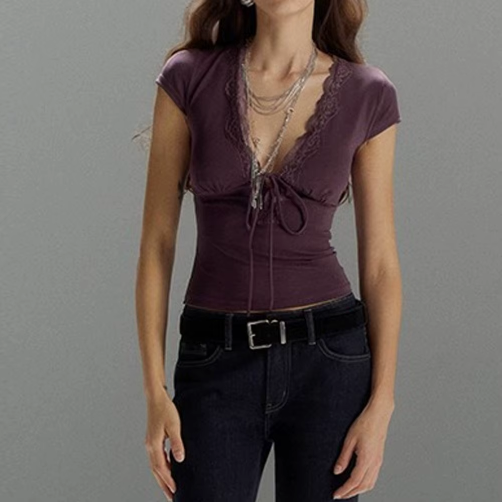 Chic col en V mince culture hauts à manches courtes dentelle fond T-shirt élastique doux Camisole Streetwear