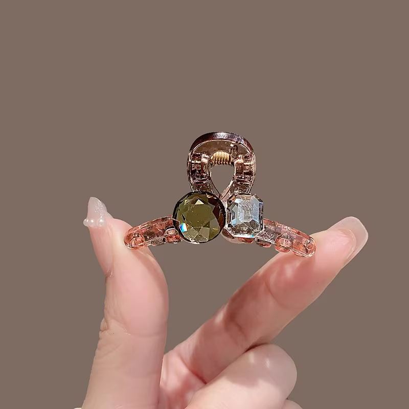 Pince à cheveux en forme de requin pour femmes, élégante, à l'arrière de la tête, Vintage, queue de cheval fixe, épingle à cheveux Simple à géométrie creuse